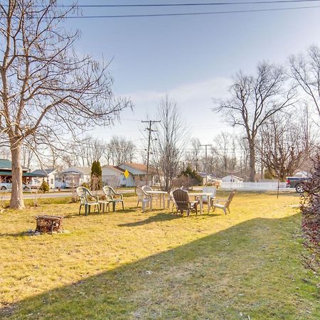 Charming Cottage With Yard Less Than 1 Mi To Lake Erie! Geneva Экстерьер фото